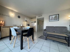 Appartement 2 pièces avec terrasse, piscine, parking et animaux admis - FR-1-246-500